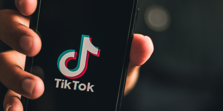 TikTok Brand Attention Struggles & Instagram’s New Stories Comments